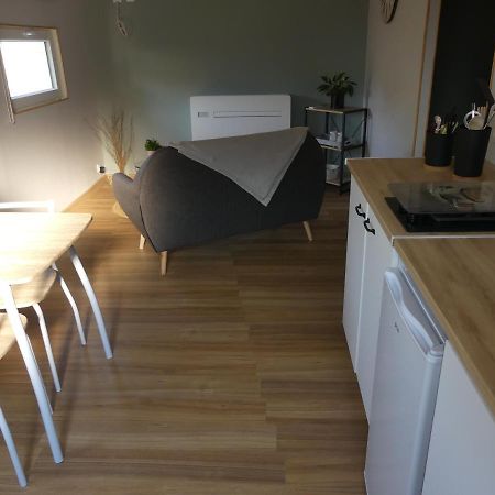 Charmant Studio 35M² Au Calme Proche Du Circuit Apartment Saint-Gervais en-Belin Exterior photo